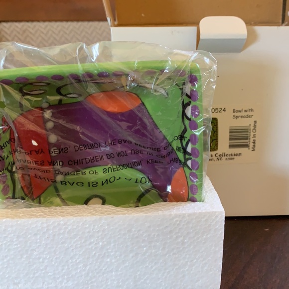 🎄GREAT HOSTESS GIFT Small serving bowl. New in box. Includes spreader. Green. - Picture 4 of 9